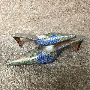 Women’s shoes size 6 1/2